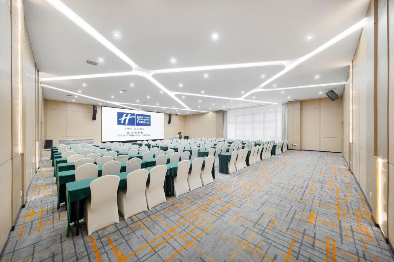 Holiday Inn Express Chongqing Guanyinqiao By Ihg Exterior foto