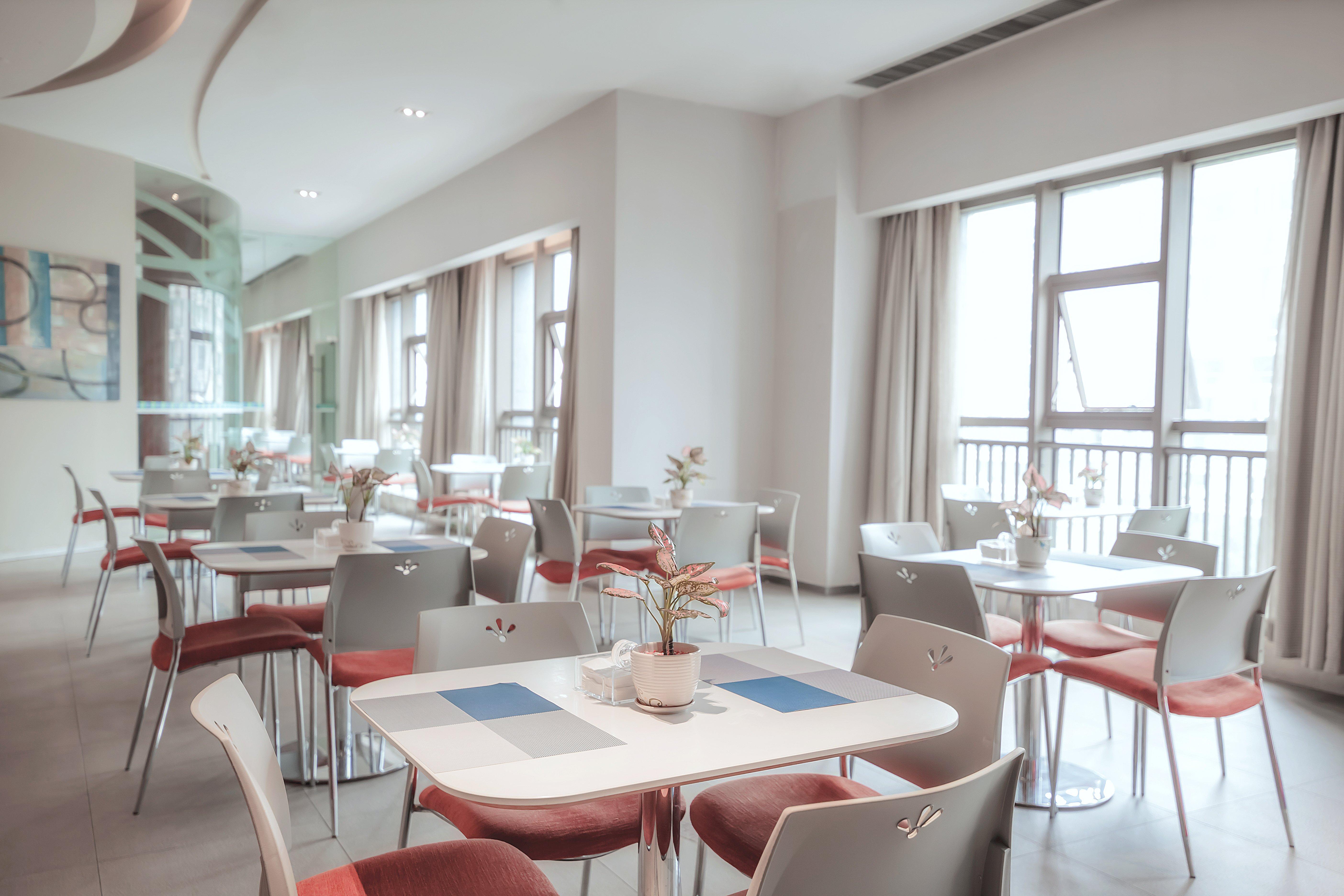 Holiday Inn Express Chongqing Guanyinqiao By Ihg Exterior foto